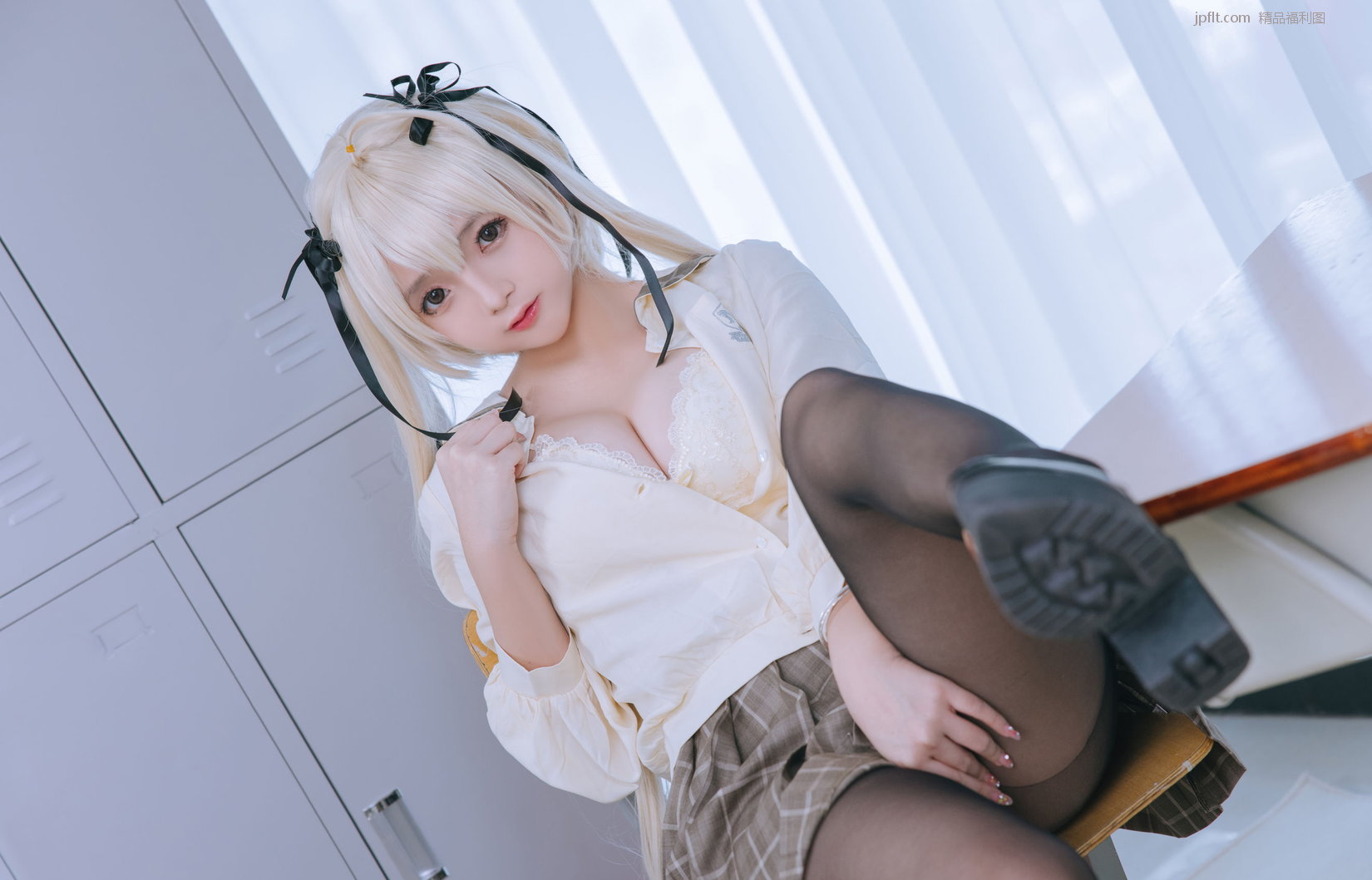 ³ģ  ] [Coser  Cosplayν ֽ /130P P.17