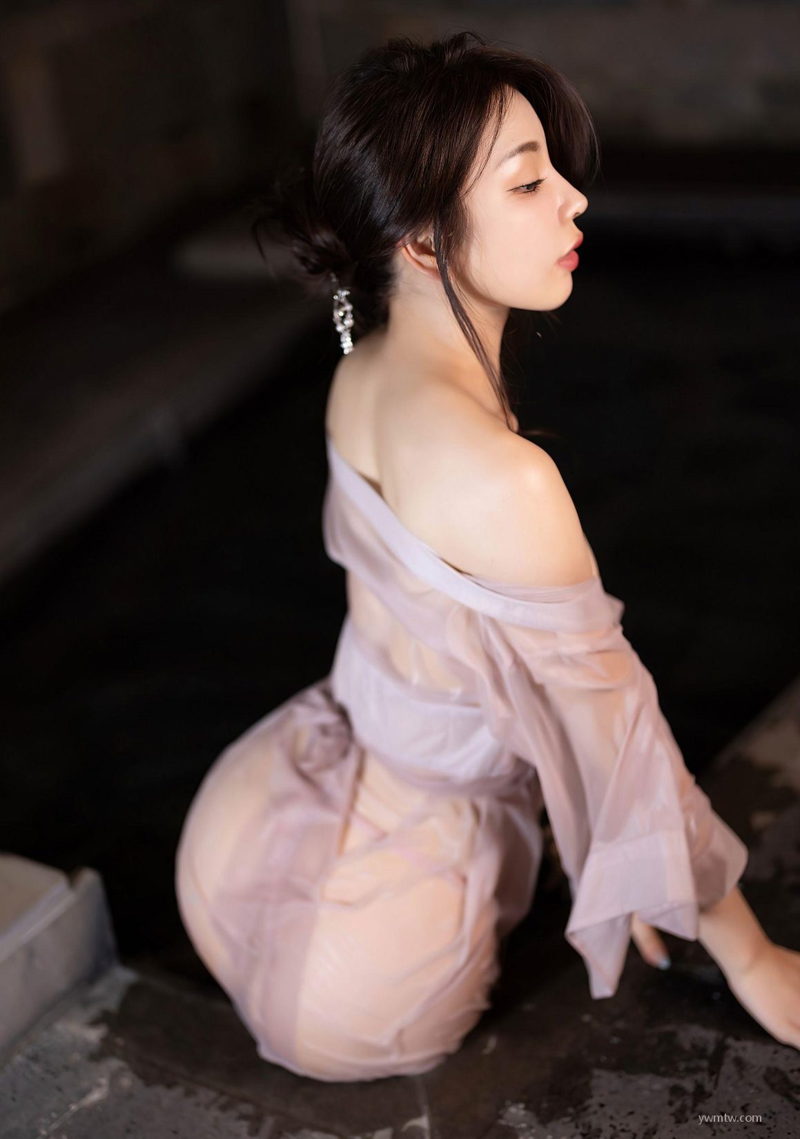 [XIAOYUӰ]  ͸ɴ 䳬͸˿ Vol.1076  ֥Booty ȶ Ȼд ģ P.13